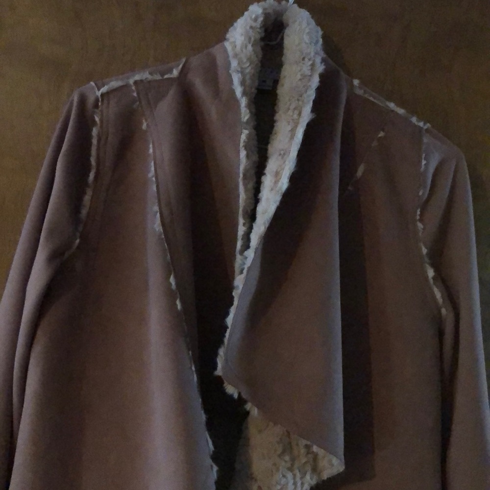 Jacket - Picture 2 of 3